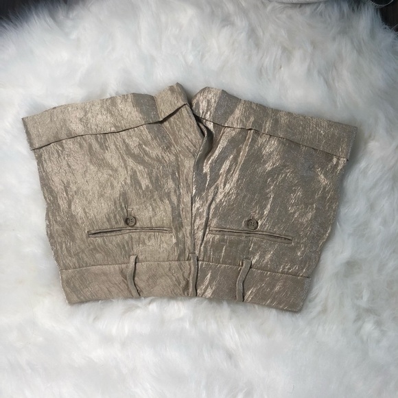 Club Monaco GOLD Shorts - Picture 4 of 4